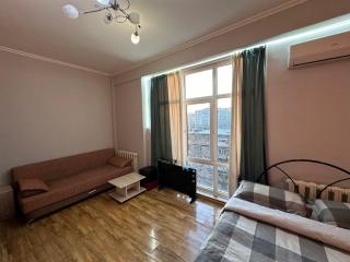 1-room apart. 21 on Usenbaeva 52 near Eurasia shopping center - Bischkek - 9