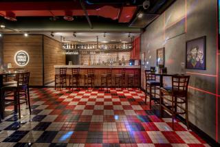 Wescott Hotel - Dubai - 6
