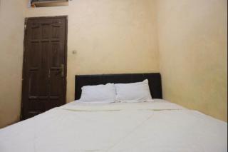 Hotel O Lewi Family Guest House Near GBKP Bangun Mulia Km. 11 - 7