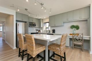 High Floor Luxury Oceanfront at Waikiki Beach Tower - Honolulu - 6