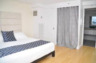 Waikiki Ocean View Penthouse 2/2 bdr/bath - Honolulu - 8