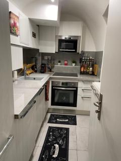 Studio entièrement équipé à 10 min de La Défense - 5