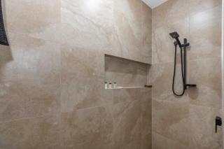 Baligara Absolute Oceanfront Guest Suite - Bargara - 3