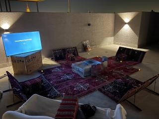 شقة خاصة بعمارة سكنية مع سطح خاص وبلكونة luxorious penthouse apartment - 7
