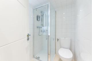 STUDIO BY HYDE PARK - London - 1
