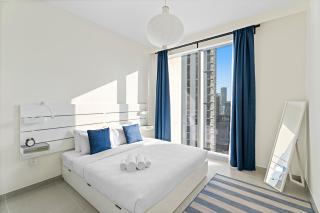 Luxury 2BR with Pool, Gym, Fast WIFI and Skyline - Dubai - 0