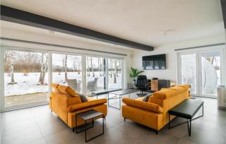 Cozy Home In Gospic With Wi-Fi - 6