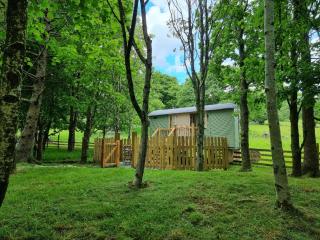 Syke Farm Campsite - Yurt's and Shepherds Hut - Buttermere - 6