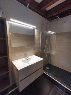 COTTAGE BLUE classé 3 étoiles - 4 à 6 personnes - 2 chambres - accès direct à la plage et à l'esplanade de Boucan Canot avec ses bars et restaurants - Saint-Gilles-les-Bains - 4