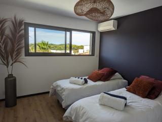 Villa de standing, plages a 25 min, golf a 5 min - Juvignac - 1