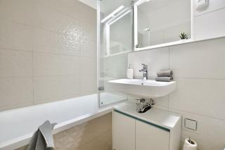 Standard Apartment by Hi5-Horváth Mihály square - Budapest - 2