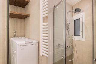 Petite 1BR Apartment in Exarchia by UPSTREET - 1