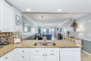 1605 Emerald Isle - 7