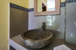 Big Stone House 5 - 6 min Center and 500m Parq Ubud - Ubud - 7