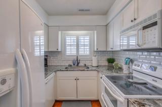 Walk to Beach Home with Pool Access in Myrtle Beach - Myrtle Beach - 2