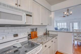 Walk to Beach Home with Pool Access in Myrtle Beach - Myrtle Beach - 1