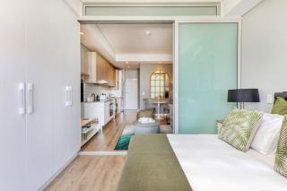 Backup-Powered Balcony Apartment - Kaapstad - 7