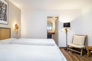 Salem´s Treasure Manor - 1