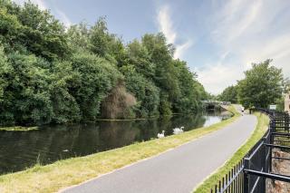 Canal-Side Townhouse Free Parking City Location - Leeds - 6