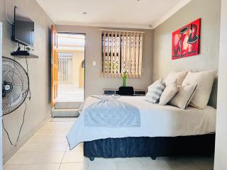 OGL Guesthouse - Vanderbijlpark - 0