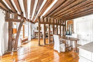 Ile Saint Louis - Quai d'Orleans 2bdr by B'Your Home - París - 0