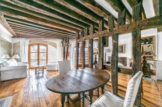 Ile Saint Louis - Quai d'Orleans 2bdr by B'Your Home - París - 1
