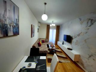 New York - Central Point - Podgorica - 7