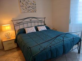 BILOCALE VIA CURZI centralissimo - 9