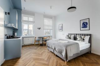 Przytulne i Komfortowe Studia Very Berry w Poznaniu by Noclegi Renters - Poznań - 9