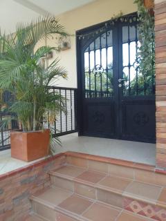 Casa Aranda a 500 mts de la Hacienda Nápoles - Doradal - 5