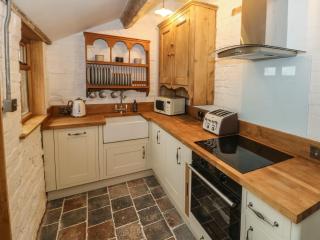 1 Fountain Cottages - 2