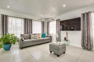 Sun-Soaked Home with Pool in Lauderdale Lakes! - Lauderdale Lakes - 7