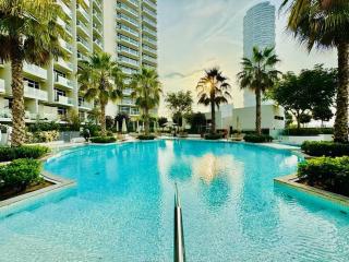 Bright Studio with Pool Views at Hameni Tower, JVC - Dubai - 3