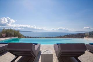 Rachi Sea View White Villa - 0