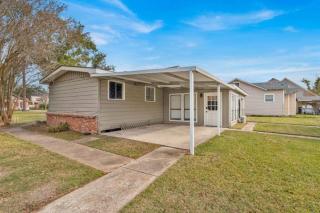 Downtown Cottage - Lake Charles - 3
