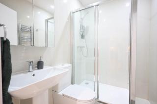 City Centre, Spacious, Ensuite, Smart TV, Sofa Bed - Bristol - 5