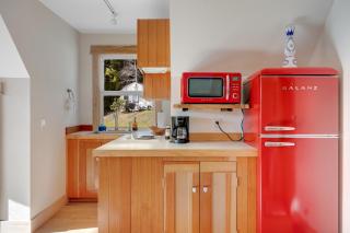 Mendocino Redwood Retreat - Sunrise Cottage - Albion - 6
