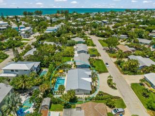 Serenity at Bay Palms - 3