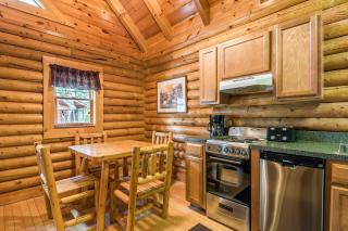 Pin Oak 237 - Pigeon Forge - 5