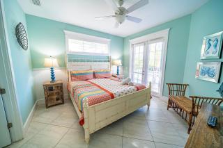 Antigua Bay - Anna Maria - 1