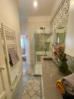 AIR CONDITIONING - METRO 14 - CHARMING TRADITIONAL STYLE AND MODERN ACCESS 10 MN AWAY FROM CENTER Of PARIS - 4