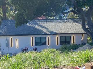 Beautiful hillside gateway - 9