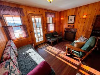 11G Quintessential New Engalnd Cottage with Fantastic Views! - Sugar Hill - 4