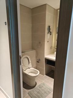 LeModCasa - Luxury smart Studio with Canal View Business Bay - Dubai - 5