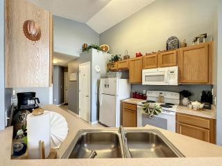 Emerald Island 4 bed mins to Disney - Kissimmee - 1