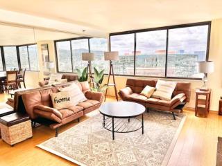 Penthouse Waikiki Panorama Ocean/Mountain Views - Honolulu - 0