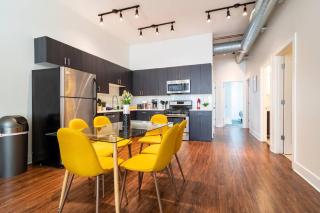 Stylish Cozy 3BR 420 Friendly Apartment with Gym Near McCormick Place, Grant Park and Soldier Field - 5