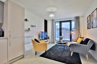 KA Propertiess - 2Bed & 2Baths Ensuite, Parking, Balcony, Wi-Fi, Netflix, Media City - Manchester - 6