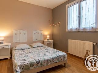 Gîte familial avec belle cour, 3 chambres, proche vignobles et activités, au calme en campagne angevine - FR-1-622-11 - Saint-Georges-du-Puy-de-la-Garde - 2