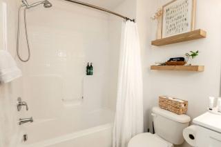 Bayside Bungalow - 1